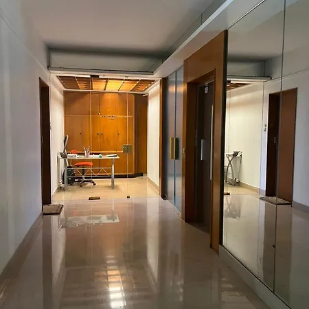 Small Cosy In Apartment *